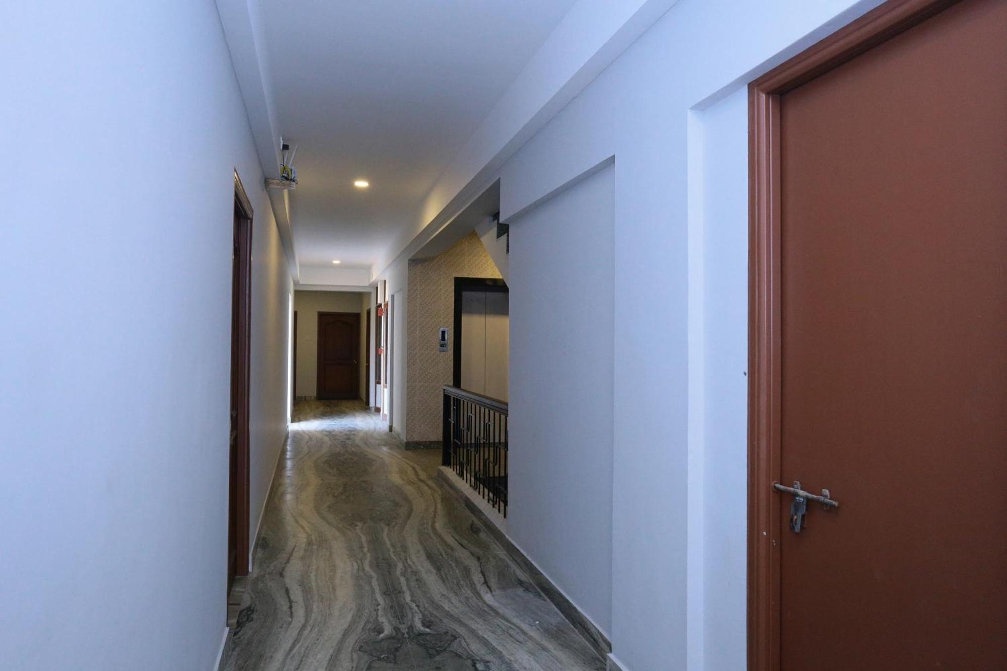โอโย 16910 โฮเต็ล ปริ้นซ์ พาเลซ Hotel Thiruvananthapuram ภายนอก รูปภาพ