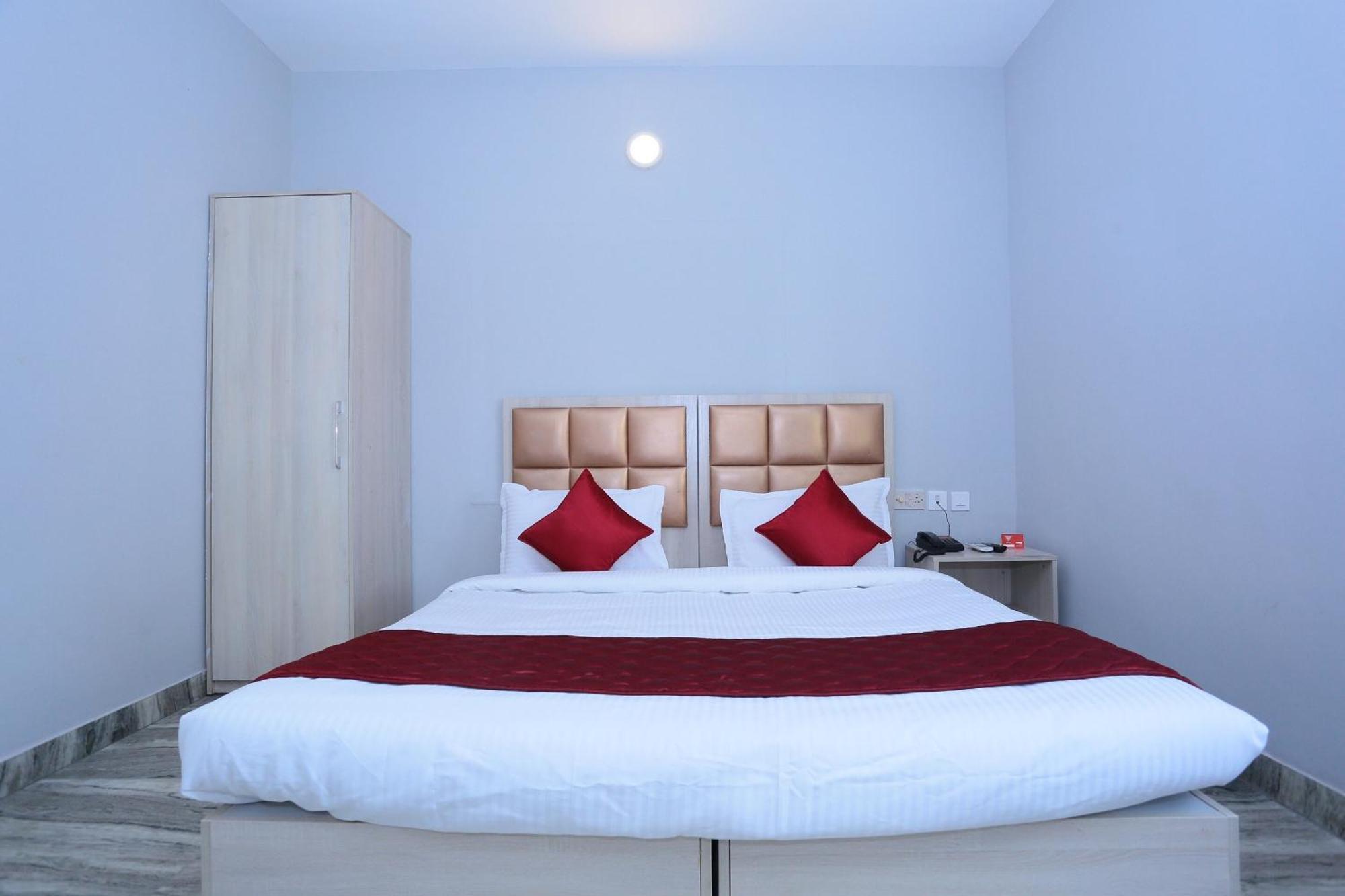 โอโย 16910 โฮเต็ล ปริ้นซ์ พาเลซ Hotel Thiruvananthapuram ภายนอก รูปภาพ